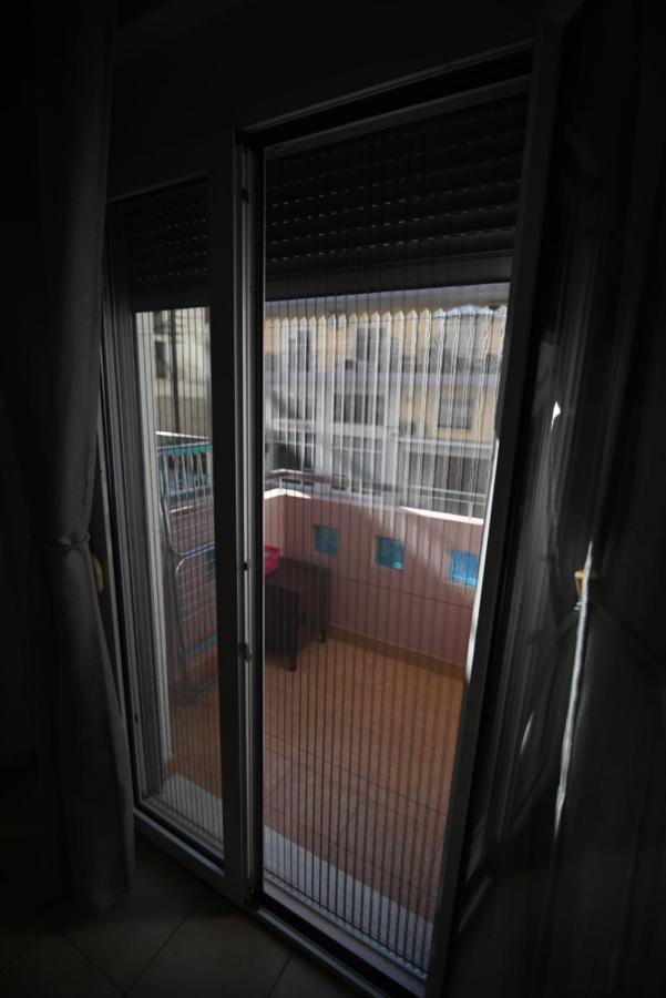 The Whole Packet A4 Center With Parking Apartment Larissa Exterior photo